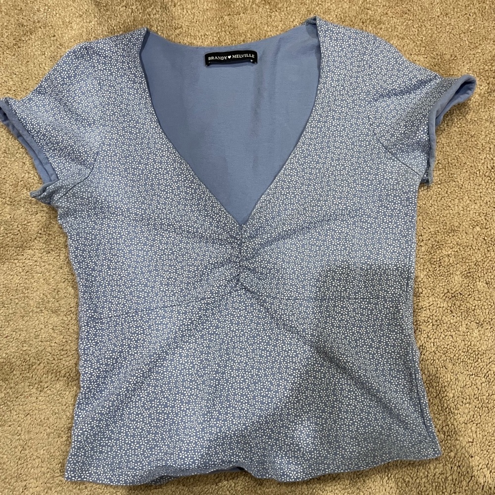 brandy melville blue flower top